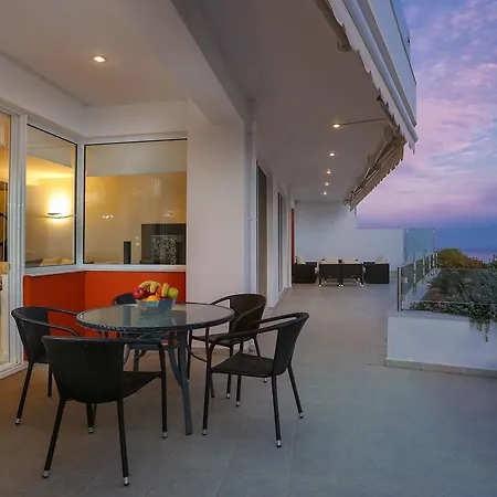 Antiopi Luxury * Agia Pelagia (Crete)