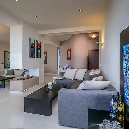 Antiopi Luxury * Agia Pelagia (Crete)